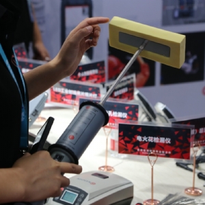 科電儀器助力行業(yè)標(biāo)準(zhǔn)制定，濕海綿針孔檢漏儀校準(zhǔn)規(guī)范正式發(fā)布